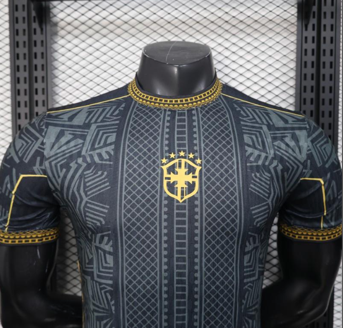 2026 Brasile Nero con fantasia geometrica tribale Dorata da Giocatore S-2XL